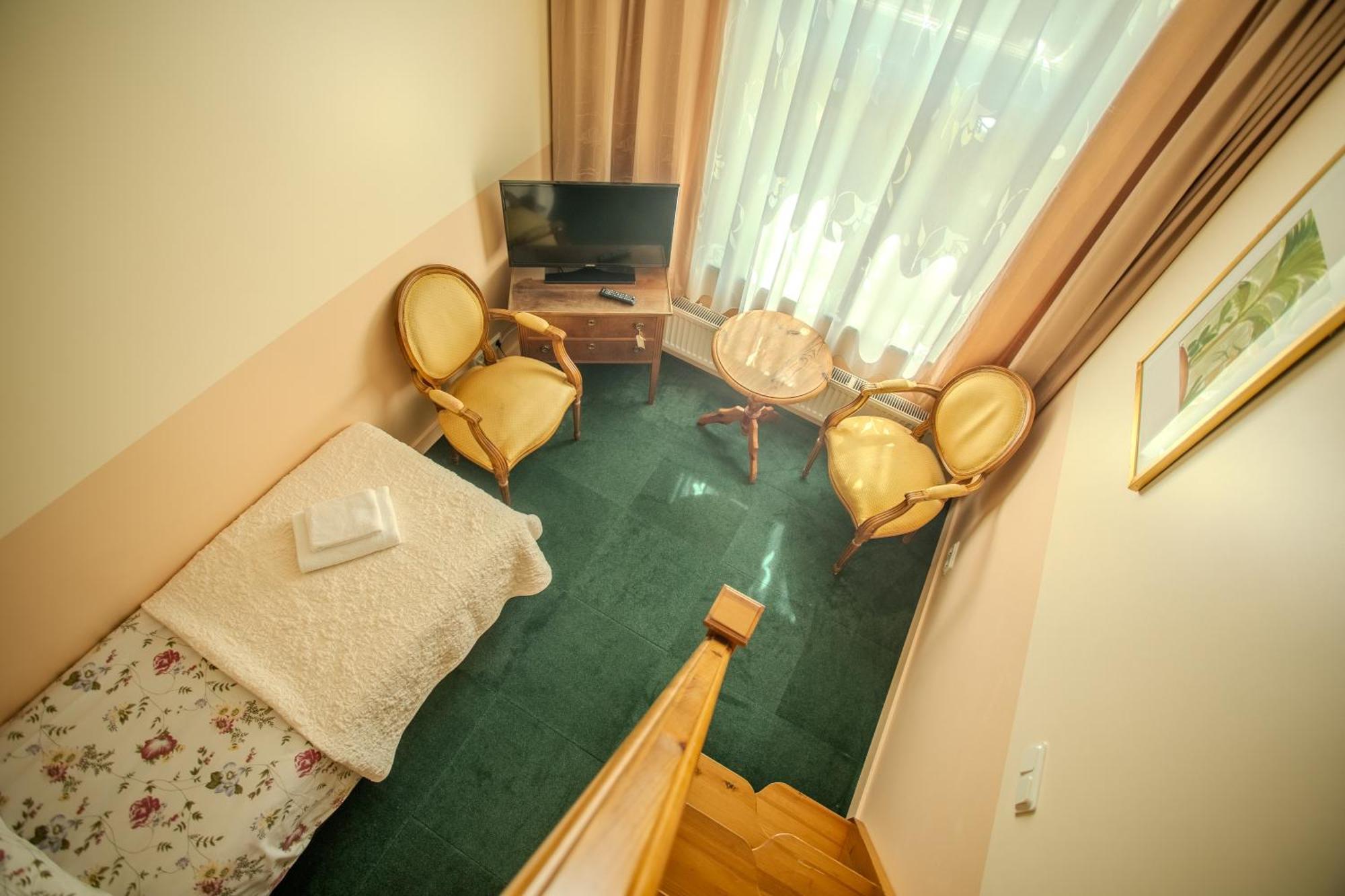 Nina Kordon Guesthouse Alatskivi Екстер'єр фото